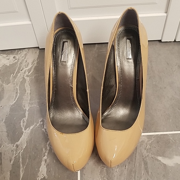 Report Signature Platform Heels - Picture 2 of 8